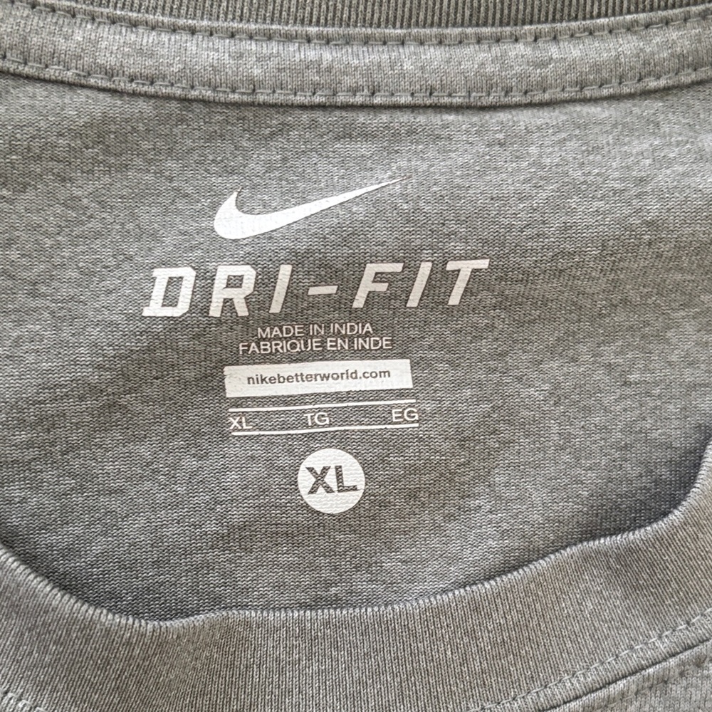 NFL Nike Dri Fit Dallas Cowboys Gray Tee - Picture 5 of 6